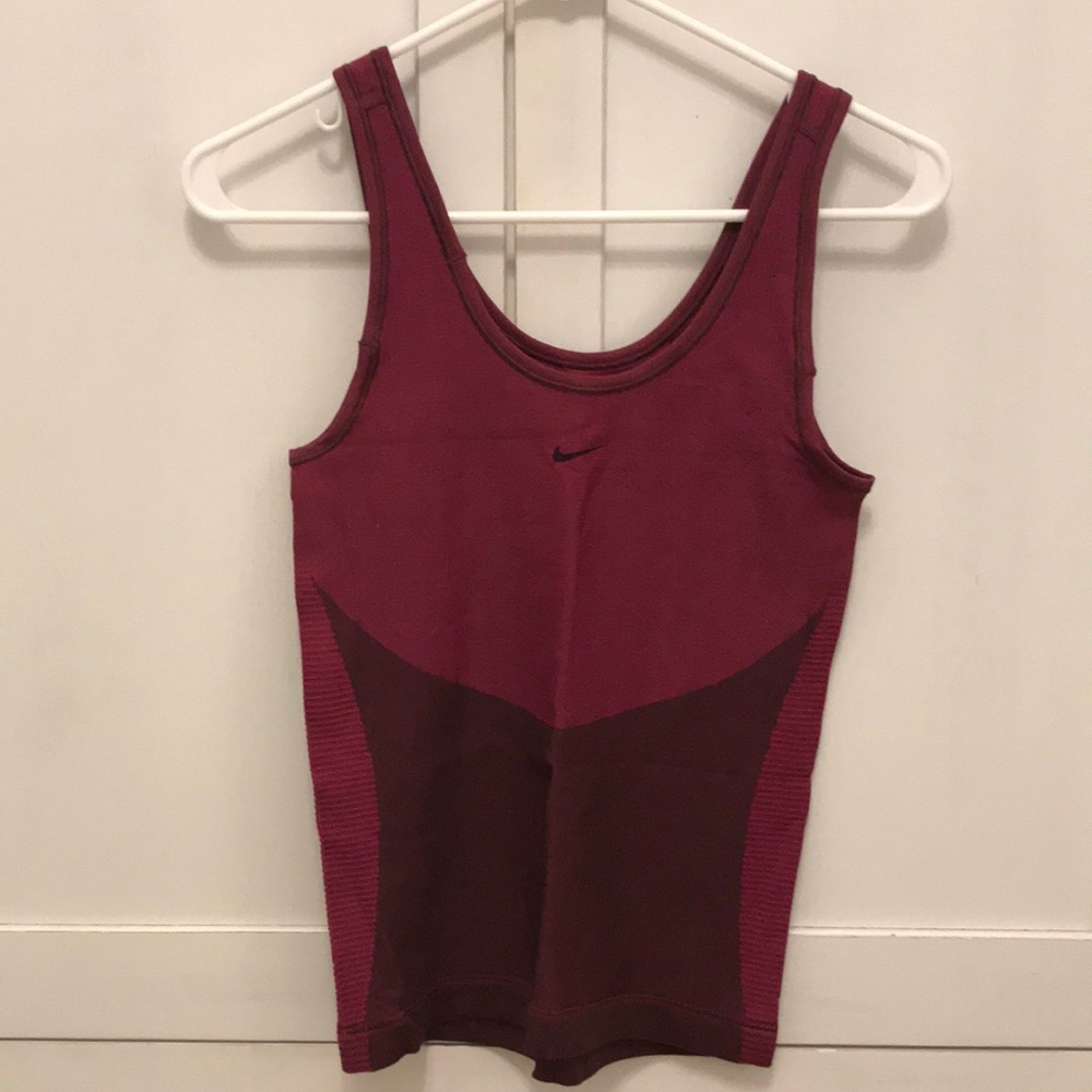 Nike Top